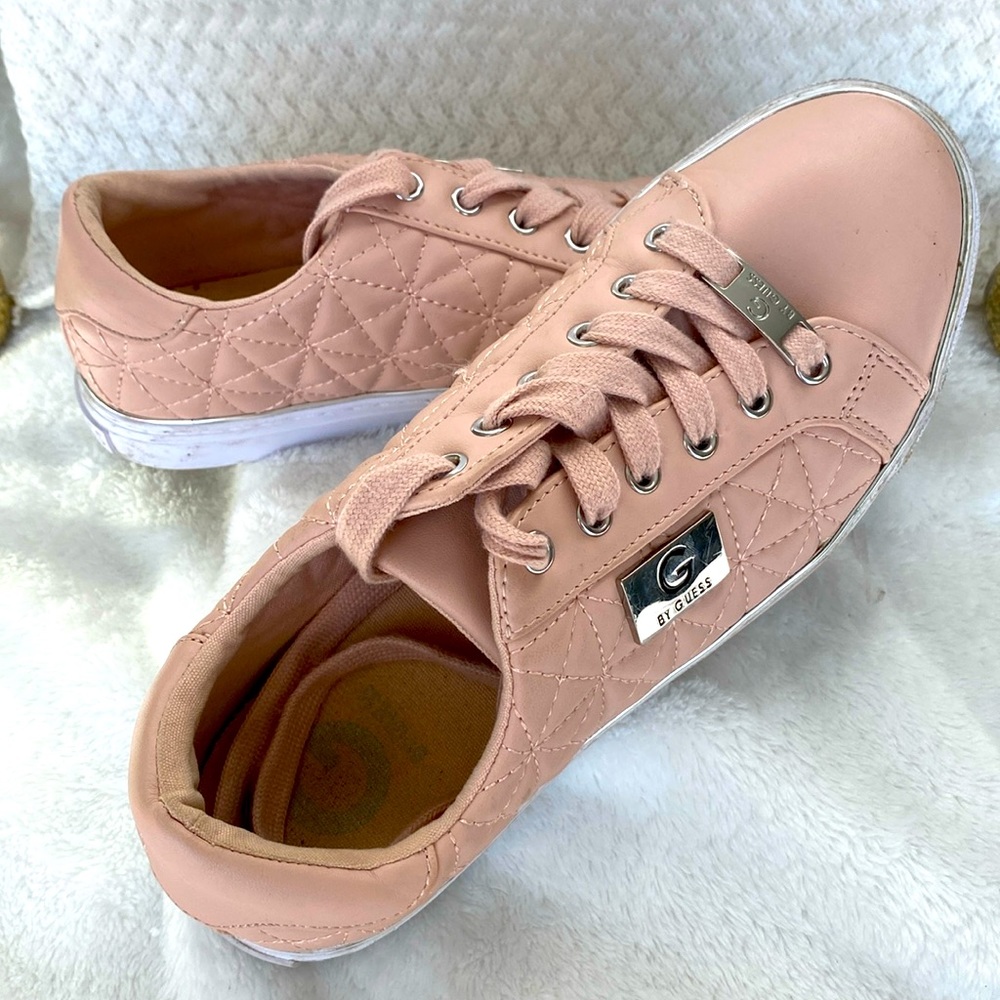 G by Guess women’s pink quilted lace-up shoes